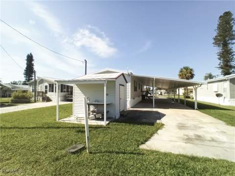 231 Palm Ave NW, Moore Haven FL - photo 10 of 29
