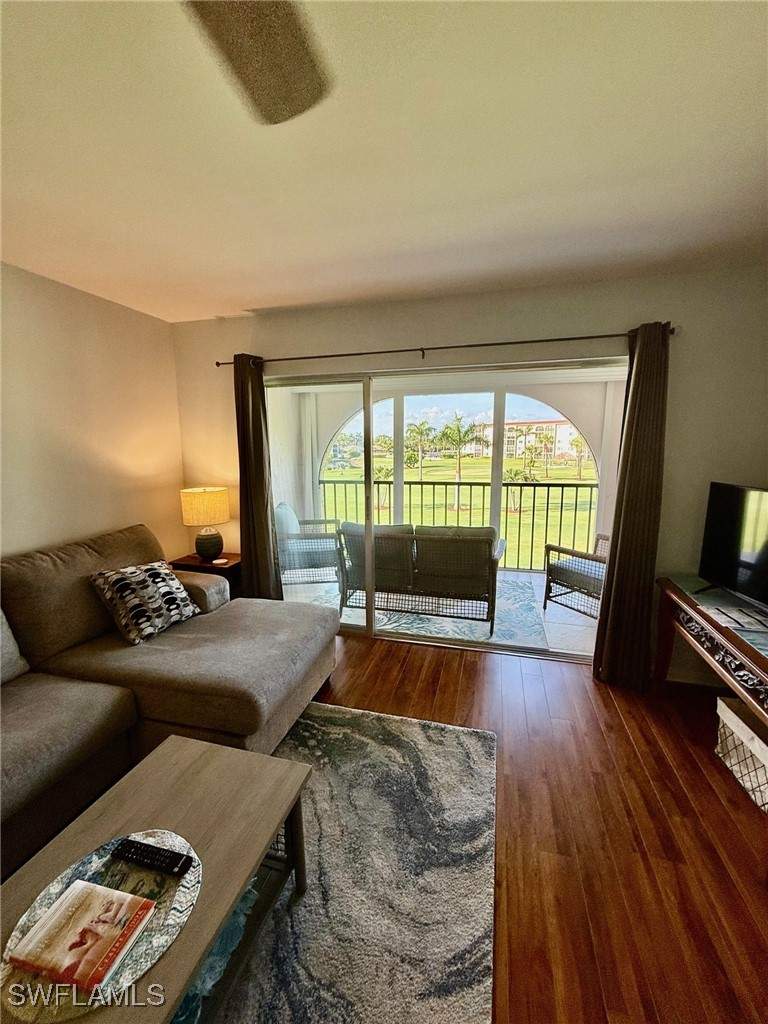 2 bedroom Condominium at 9 High Point Cir N 305, High Point Country Club, Naples — photo 4
