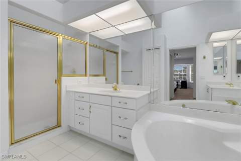 6180 Reserve Cir 203, Naples FL - photo 14 of 26