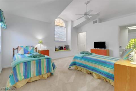 6180 Reserve Cir 203, Naples FL - photo 15 of 26