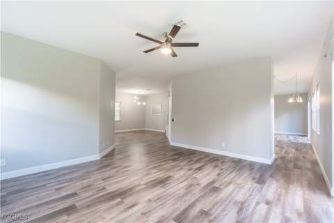 3003 Lake Manatee Ct, Cape Coral FL - photo 12 of 41