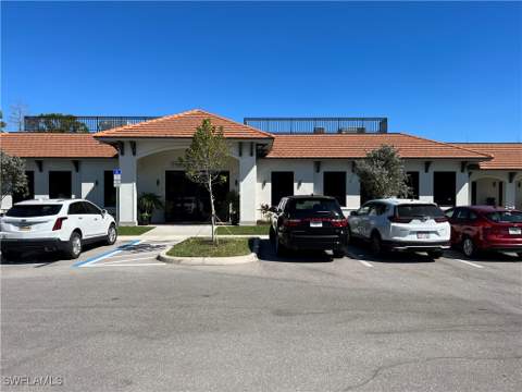 8555 Naples Heritage Dr 214, Naples FL - photo 23 of 34