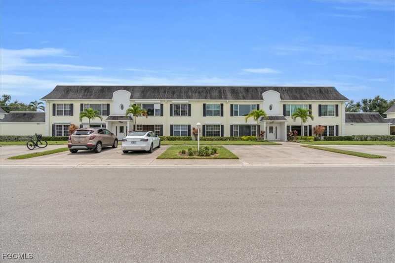2 bedroom Condominium at 1376 S Brandywine Cir 4, Brandywine, Fort Myers — photo 1