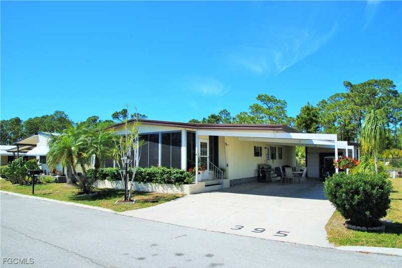 2 bedroom ManufacturedHome at 395 Snead Dr, Six Lakes Country Club, North Fort Myers — photo 1