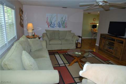 395 Snead Dr, North Fort Myers FL - photo 12 of 38