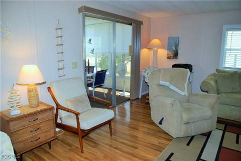 395 Snead Dr, North Fort Myers FL - photo 14 of 38