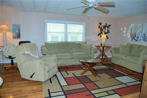 395 Snead Dr, North Fort Myers FL - photo 15 of 38