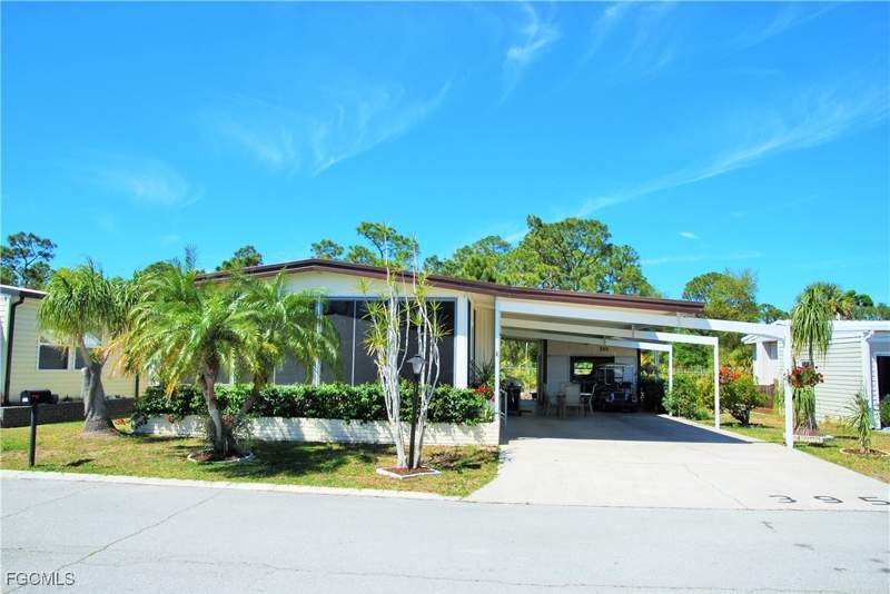 2 bedroom ManufacturedHome at 395 Snead Dr, Six Lakes Country Club, North Fort Myers — photo 2