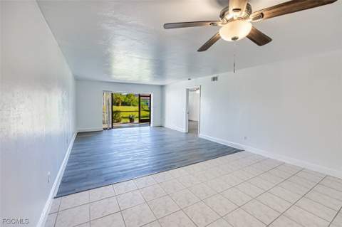 10022 Oxfordshire Ln 105, Fort Myers FL - photo 13 of 37