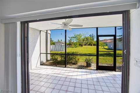 10022 Oxfordshire Ln 105, Fort Myers FL - photo 18 of 37