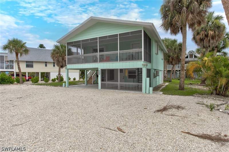 3 bedroom SingleFamilyResidence at 126 Andre Mar Dr, Cases, Fort Myers Beach — photo 3