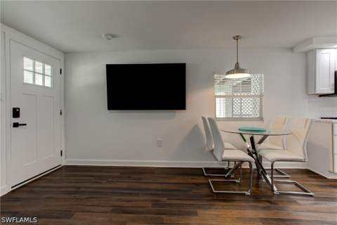 126 Andre Mar Dr, Fort Myers Beach FL - photo 7 of 35