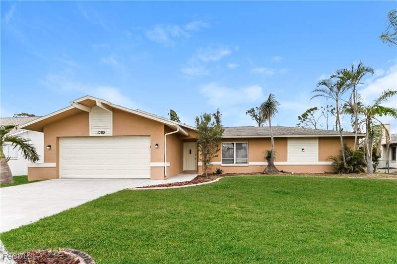 3 bedroom SingleFamilyResidence at 1005 SW 22nd TER, CAPE CORAL, Cape Coral — photo 1