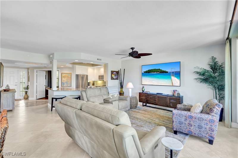 3 bedroom Condominium at 430 Cove Tower Dr 403, Aruba At Cove Towers, Naples — photo 5