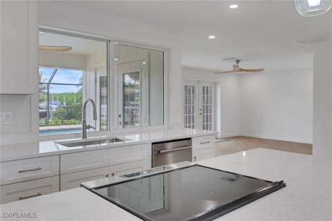 2105 Sheepshead Dr, Naples FL - photo 11 of 29