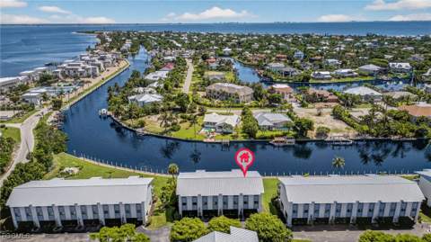 1250 Tennisplace Ct B34, Sanibel FL - photo 7 of 34