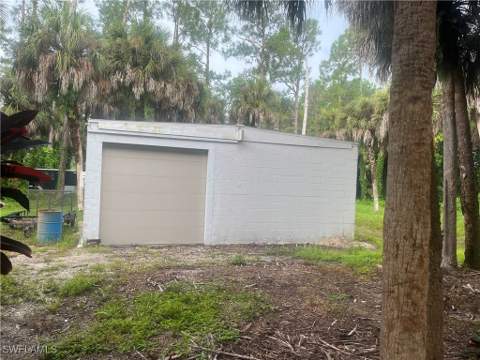 6060 Golden Oaks Ln, Naples FL - photo 11 of 11