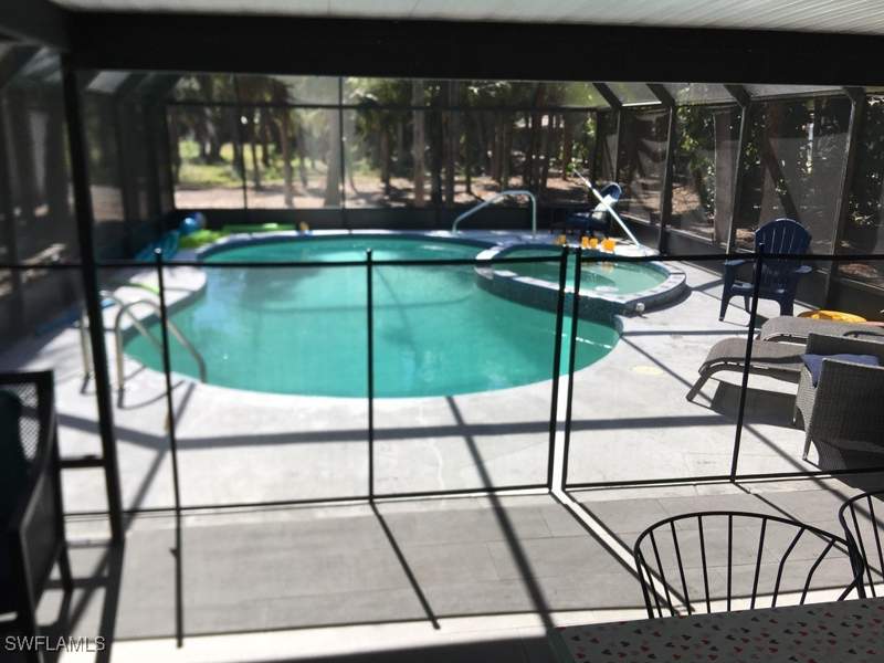 5 bedroom SingleFamilyResidence at 6060 Golden Oaks Ln, Oakes Estates, Naples — photo 5