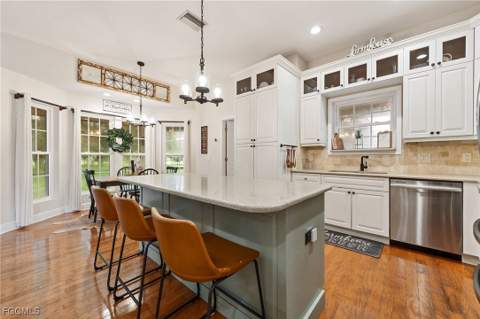 1444 Winchester Ave E, Labelle FL - photo 13 of 50