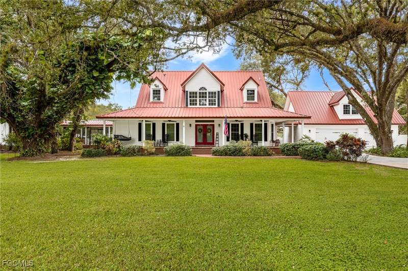 6 bedroom SingleFamilyResidence at 1444 Winchester Ave E, Ranchettes, Labelle — photo 3