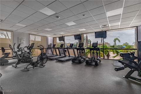 7410 Lake Breeze Dr 208, Fort Myers FL - photo 22 of 36