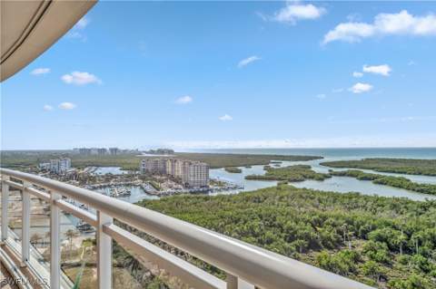 13915 Old Coast Rd 2004, Naples FL - photo 19 of 28