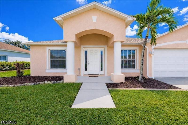 3 bedroom SingleFamilyResidence at 2720 Soaring Hawk Dr, Hawk'S Preserve, Fort Myers — photo 2