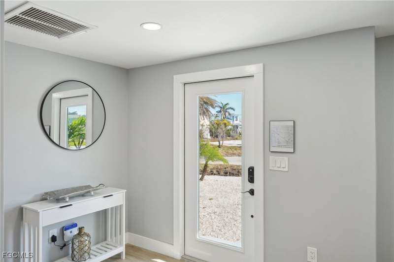 3 bedroom SingleFamilyResidence at 301 Seminole Way, El Sol, Fort Myers Beach — photo 5