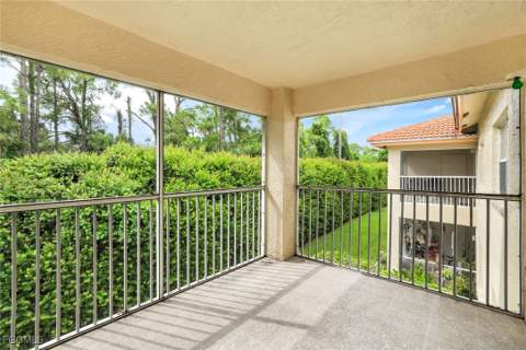 6635 Huntington Lakes Cir 202, Naples FL - photo 19 of 34