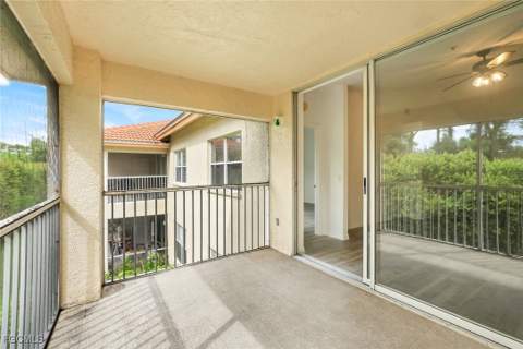 6635 Huntington Lakes Cir 202, Naples FL - photo 20 of 34