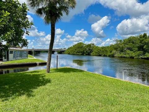 5558 Palm Beach BLVD 325, Fort Myers FL - photo 14 of 44