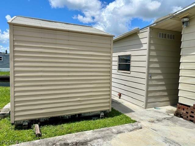 2 bedroom ManufacturedHome at 5558 Palm Beach BLVD 325, SUN-N-FUN MOBILE HOME VILLAGE, Fort Myers — photo 5
