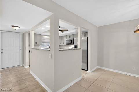 3720 SE 10th Ave 102, Cape Coral FL - photo 13 of 37