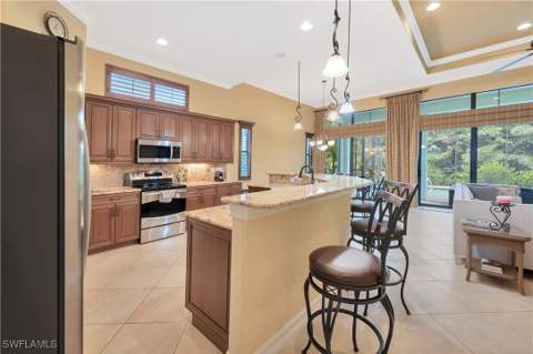 15903 Secoya Reserve Cir, Naples FL - photo 10 of 34