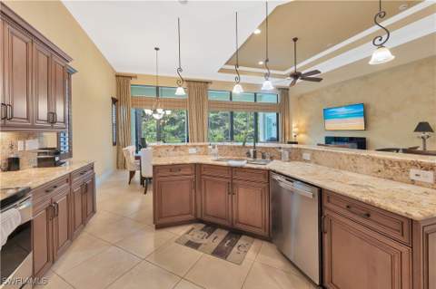 15903 Secoya Reserve Cir, Naples FL - photo 12 of 34