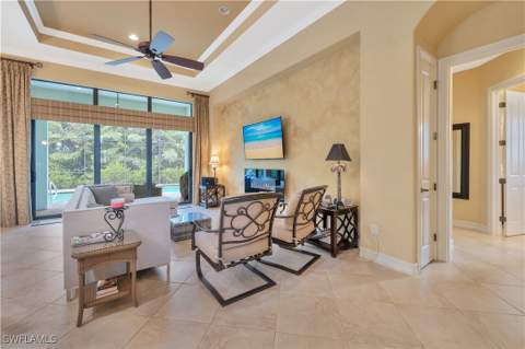 15903 Secoya Reserve Cir, Naples FL - photo 6 of 34