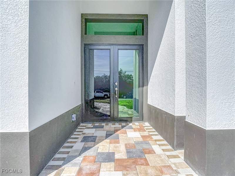 3 bedroom SingleFamilyResidence at 3026 36th St SW, Lehigh Acres, Lehigh Acres — photo 4