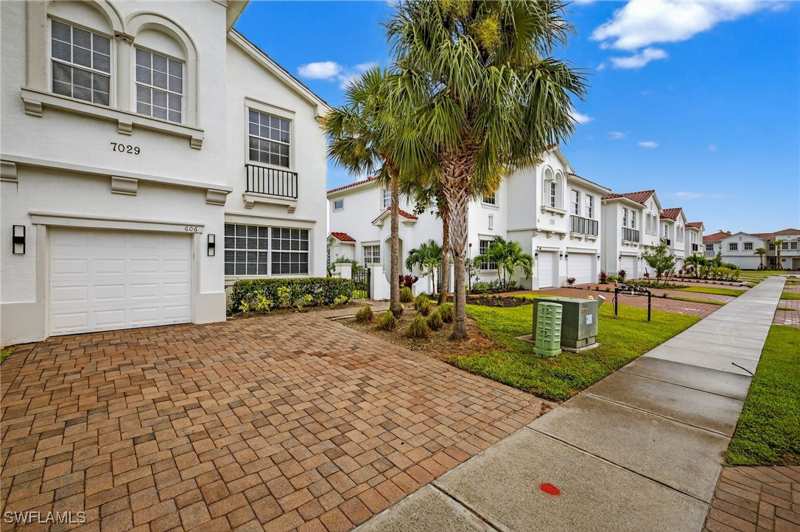4 bedroom Townhouse at 7029 Ambrosia Ln 606, Falls Of Portofino, Naples — photo 1