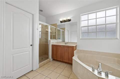 7029 Ambrosia Ln 606, Naples FL - photo 13 of 27