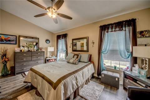 8668 Athena Ct, Lehigh Acres FL - photo 18 of 50