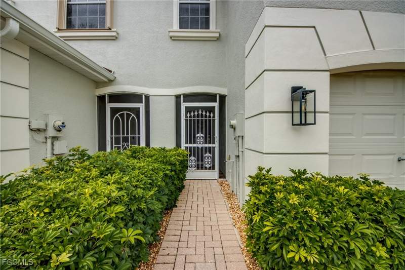 3 bedroom Townhouse at 8668 Athena Ct, Olympia Pointe, Lehigh Acres — photo 4