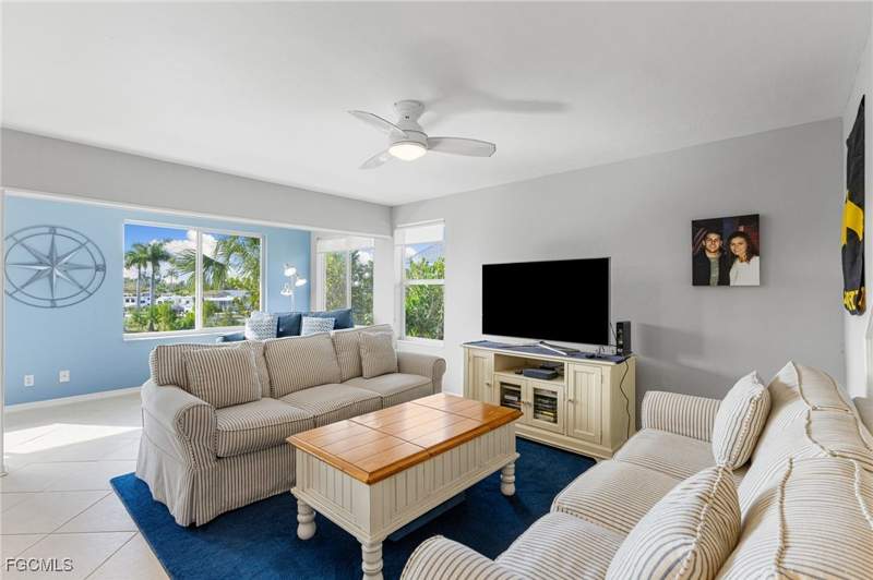 2 bedroom Attached at 1039 Beach Rd 104, Beach Road Villas Condo, Sanibel — photo 4