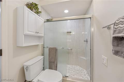 13936 Southampton Dr 3901, Bonita Springs FL - photo 22 of 45