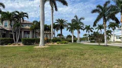 2824 SW 42nd Ln, Cape Coral FL - photo 8 of 17
