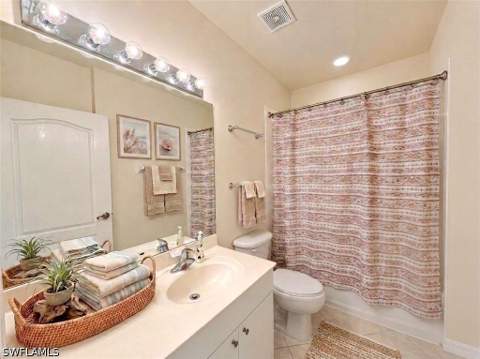 7811 Regal Heron Cir 302, Naples FL - photo 19 of 28