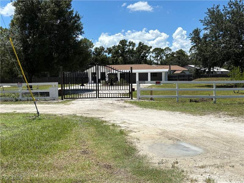 3 bedroom SingleFamilyResidence at 19531 Huber Rd, North Fort Myers, North Fort Myers — photo 3