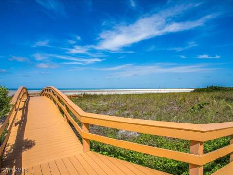 180 Seaview Ct 901, Marco Island FL - photo 23 of 24