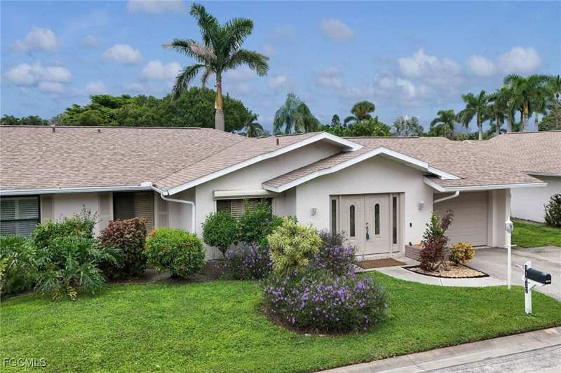 3 bedroom Attached at 11617 Quail Run Dr, Flamingo Village, Fort Myers — photo 1