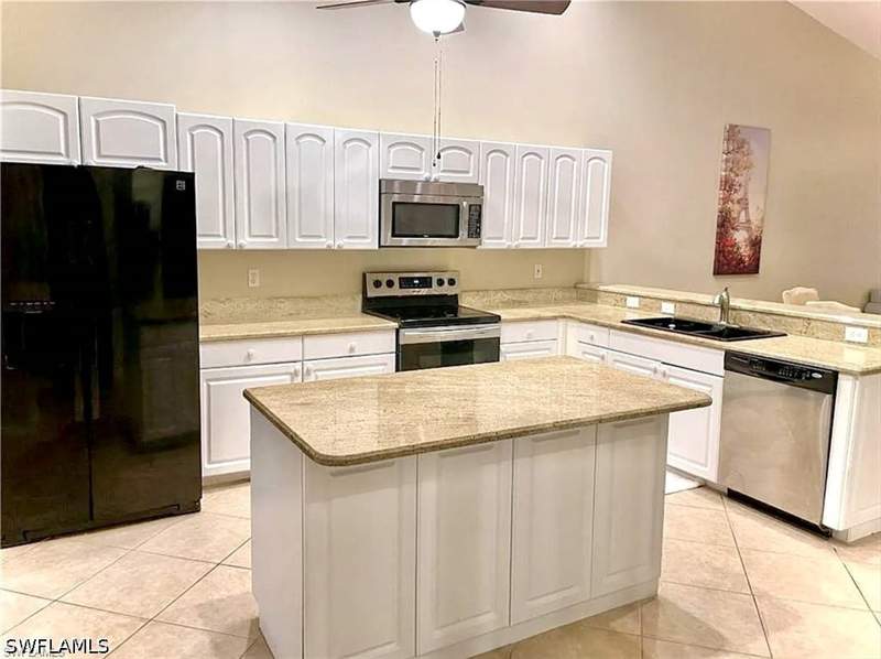2 bedroom Attached at 3634 Stone Way, Villas At Timber Lake, Estero — photo 3