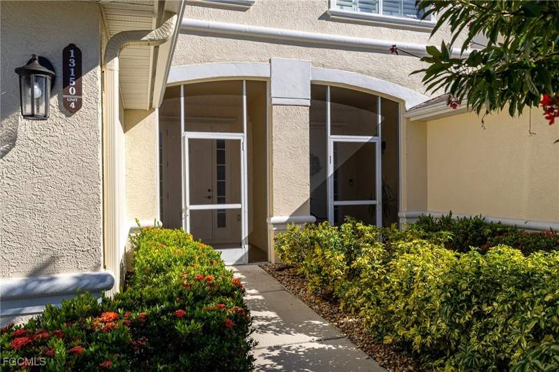 3 bedroom Townhouse at 13150 Broadhurst Loop 204, Enclave At Cypress Lake Condo, Fort Myers — photo 2